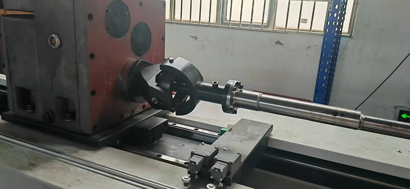 honing shaft 4